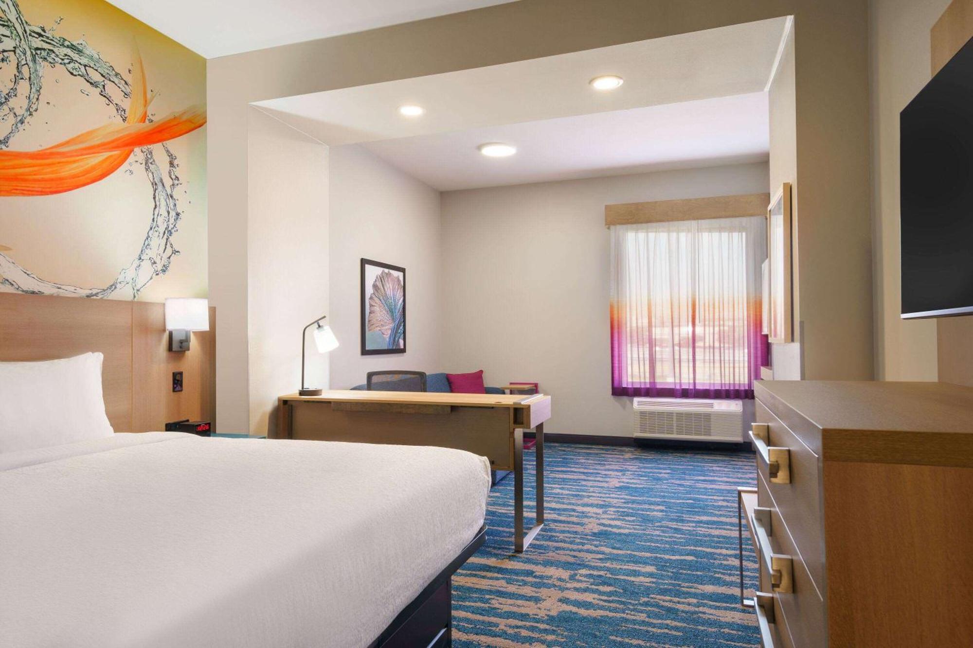 La Quinta Inn & Suites By Wyndham San Antonio Seaworld Lafb Exterior foto